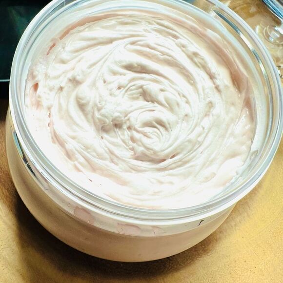 Luxurious Body Butter “Butt Naked” - Picture 4 of 4